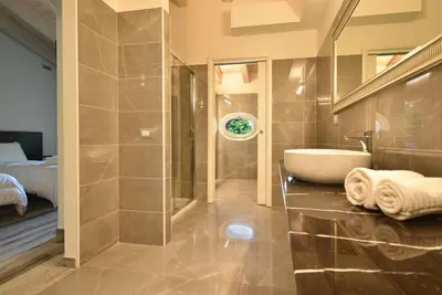 Bagno di Welc-om Royal Garden luxury rooms