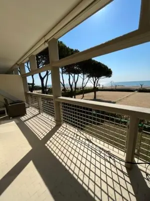 Balcone o terrazza di APPARTAMENTO FRONTEMARE DA MICHI E2