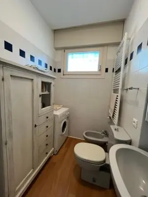 Bagno di APPARTAMENTO FRONTEMARE DA MICHI E2
