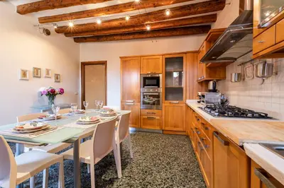 Cucina o angolo cottura di Al Campanile View and Terrace by Wonderful Italy