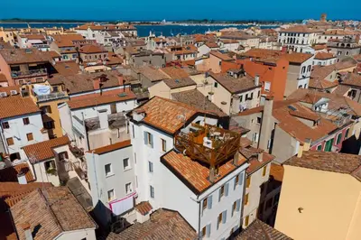 Vista generica su Chioggia o vista sulla città dall'interno del bed & breakfast