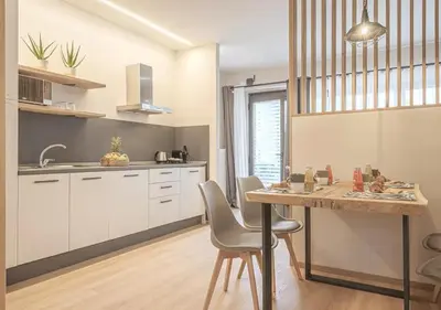 Cucina o angolo cottura di A 3 minuti a piedi dal centro storico e dalla stazione dei treni