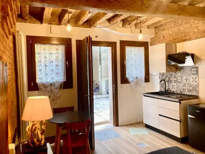 Cucina o angolo cottura di Old town Chioggia apartments