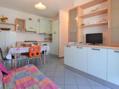 Cucina o angolo cottura di Apartment Solmare-4 by Interhome