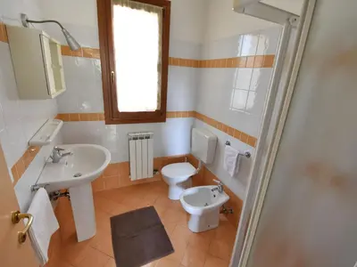 Bagno di Apartment Solmare-6 by Interhome