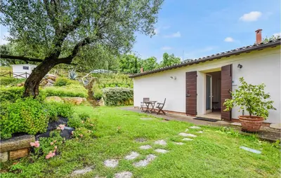Giardino di 2 Bedroom Gorgeous Home In Vò Euganeo