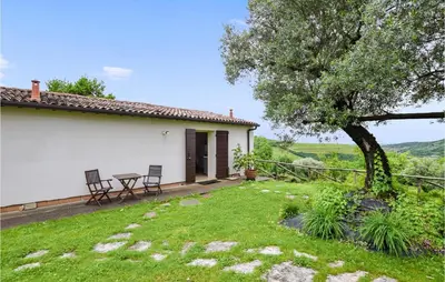 Paesaggio naturale nelle vicinanze della casa vacanze