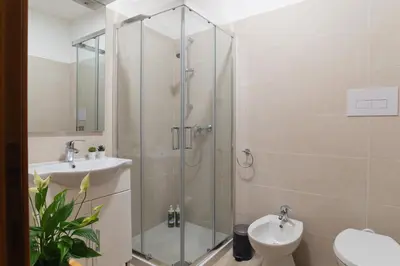Bagno di Lombardi House