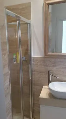 Bagno di Vicinissimo a Piazza San Marco Silenzioso con Vista sui Campanili