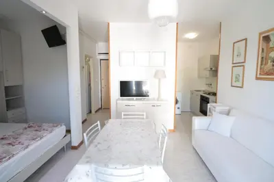 TV o dispositivi per l'intrattenimento presso Maison 32 - Immobiliare Living