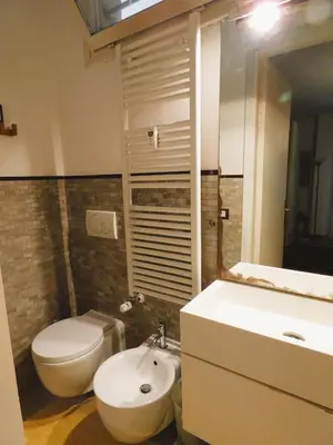 Bagno di Ampi spazi, a piedi in centro.