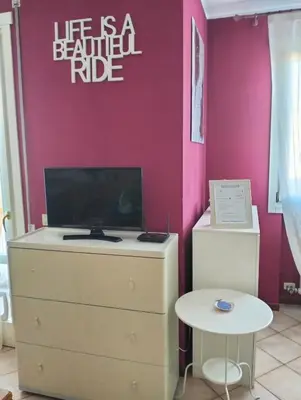 TV o dispositivi per l'intrattenimento presso Dimora Poderina Cod Z01019