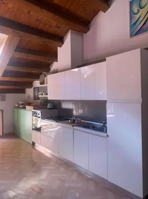 Cucina o angolo cottura di Attico96 Intero appartamento in centro storico