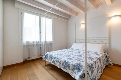 Letto o letti in una camera di Clock's 2 bedrooms & 2 bathrooms & big terrace