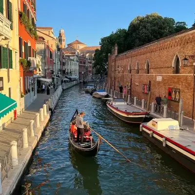 Venice Luxury Suite - Private Jacuzzi and Design