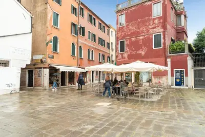Edificio in cui si trova l'appartamento