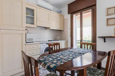 Cucina o angolo cottura di GuestHost - Venezia Santa Lucia Station Lovely Flat!