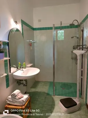 Bagno di Villa Miani camera floreale