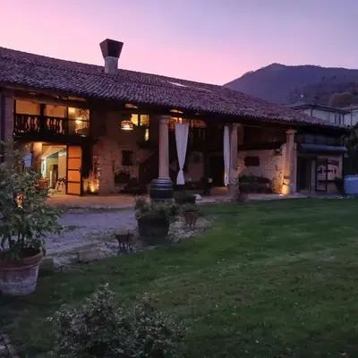 IL CASALE DEL VINO