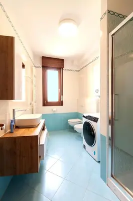 Bagno di Appartamento Mango