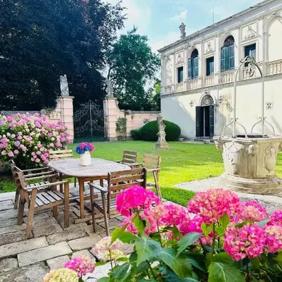 Wisteria Lodge by Veneto Villa