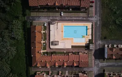 Piscina di Poolside escape in Rosolina-Beahost o nelle vicinanze