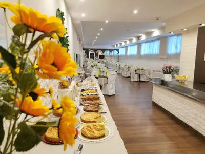 Cibo presso l'hotel o nelle vicinanze