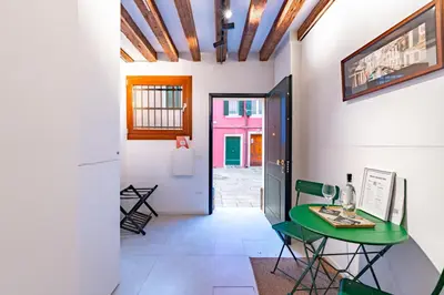 Planimetria di Recreate Studio - Biennale