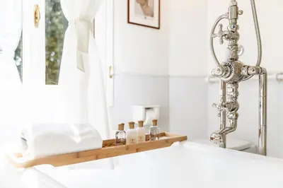 Letto o letti in una camera di La casa di Hubert De Givenchy - Dimora Italia