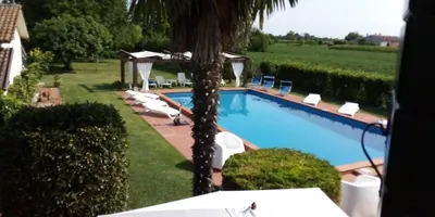 Piscina di Casale Gelsomino o nelle vicinanze