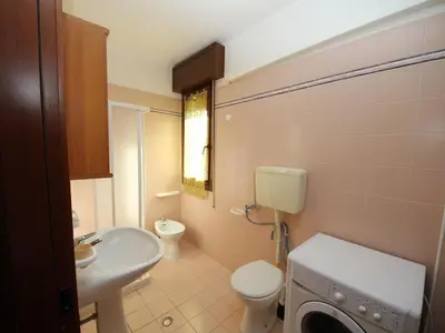 Bagno di Apartment Casa Jolanda-9 by Interhome