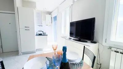 Cucina o angolo cottura di Fairmont Residence Alice by Ca-Sa Check