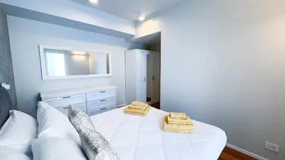 Letto o letti in una camera di Fairmont Seafront Venice Suite by Ca-Sa Check