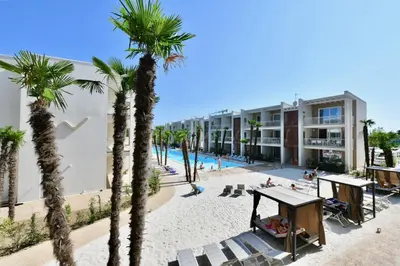 Piscina di Wave Plus Apartments o nelle vicinanze