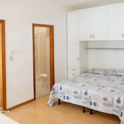 Shopping Center Apartments M05
