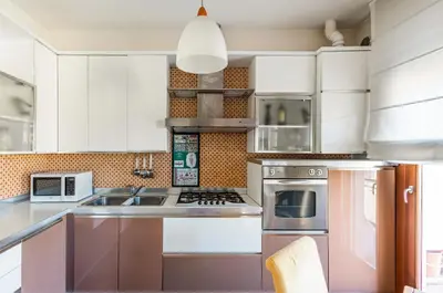 Cucina o angolo cottura di GuestHost - Mestre Cozy Apartment with Parking!