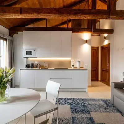 Vivaldi Suites R&R