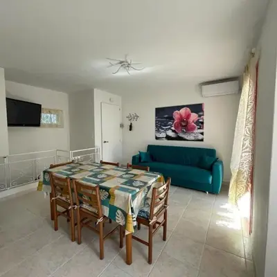 Spacious apartment with terrace in Rosolina Mare