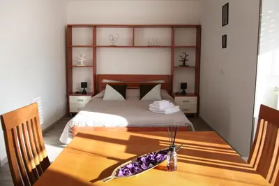 Letto o letti in una camera di Tia House - Bright Studio with Private Parking!