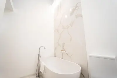 Bagno di Elegance Calatrava by Sarlux