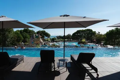 Piscina di Vibra Glamping o nelle vicinanze