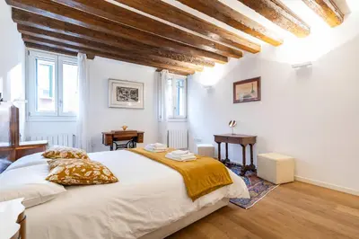 Letto o letti in una camera di San Samuele Venezia Centro+ Wellness Pool Jacuzzi