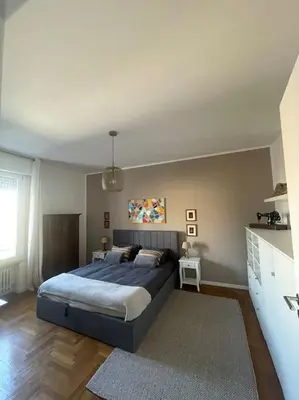 Letto o letti in una camera di casa di robi