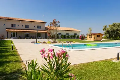 Piscina di Agriturismo Ca' Manzato o nelle vicinanze