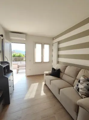 Area soggiorno di Little House Pove del Grappa