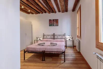 Letto o letti in una camera di Rialto Bridge! Comodo appartamento in centro - 1