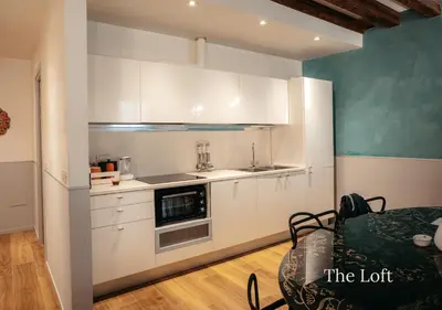Cucina o angolo cottura di The Lovers' Loft