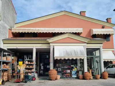 Supermercato o altri negozi dell'appartamento o nelle vicinanze