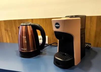Set per la preparazione di tè e caffè presso Oliver
