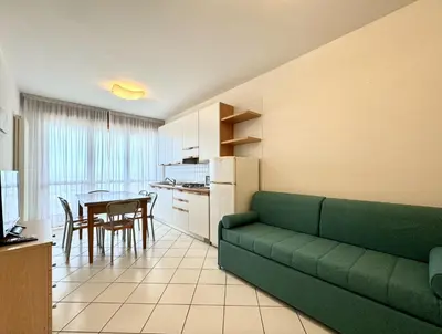 Area soggiorno di Villa Emy Fronte Mare - Carraro Immobiliare - Family Apartments